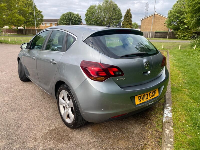 VAUXHALL ASTRA