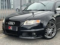 AUDI RS4