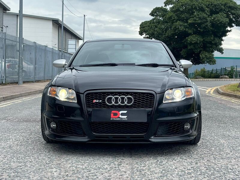 AUDI RS4