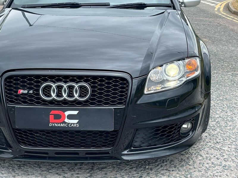 AUDI RS4