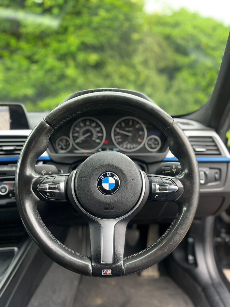 BMW 3 SERIES