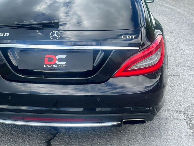 MERCEDES-BENZ CLS