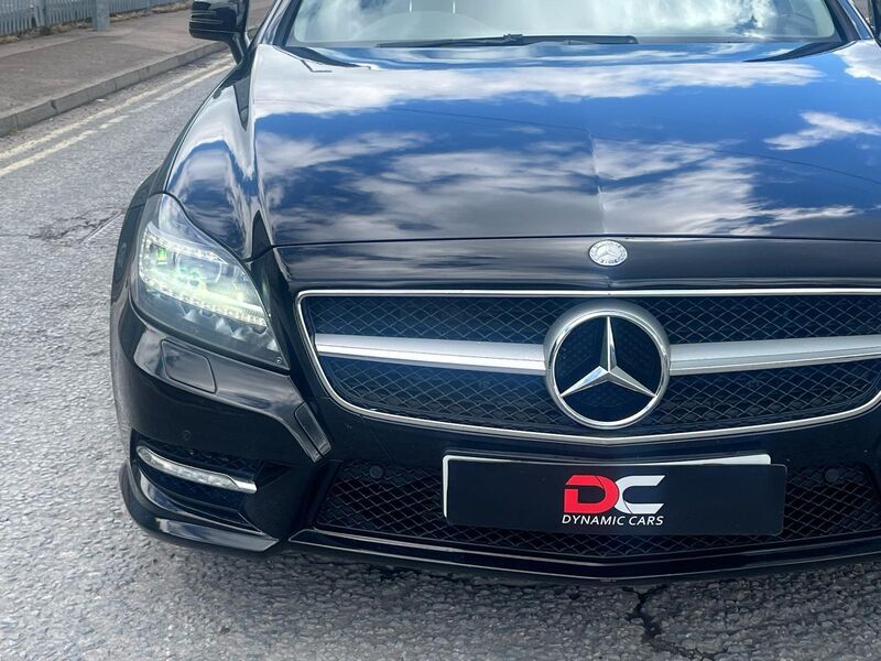 MERCEDES-BENZ CLS