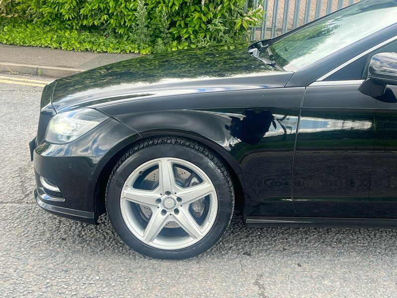 MERCEDES-BENZ CLS