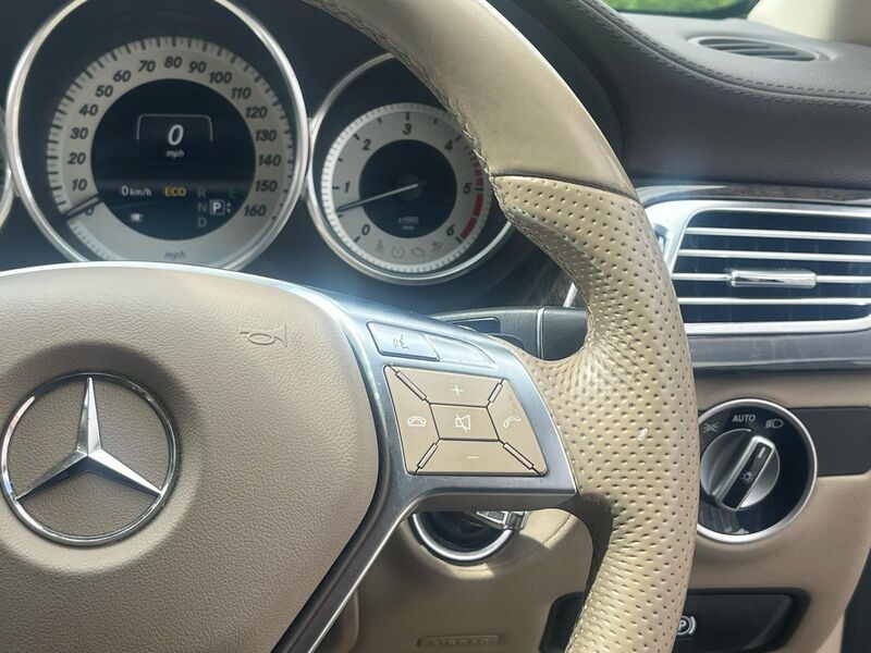 MERCEDES-BENZ CLS