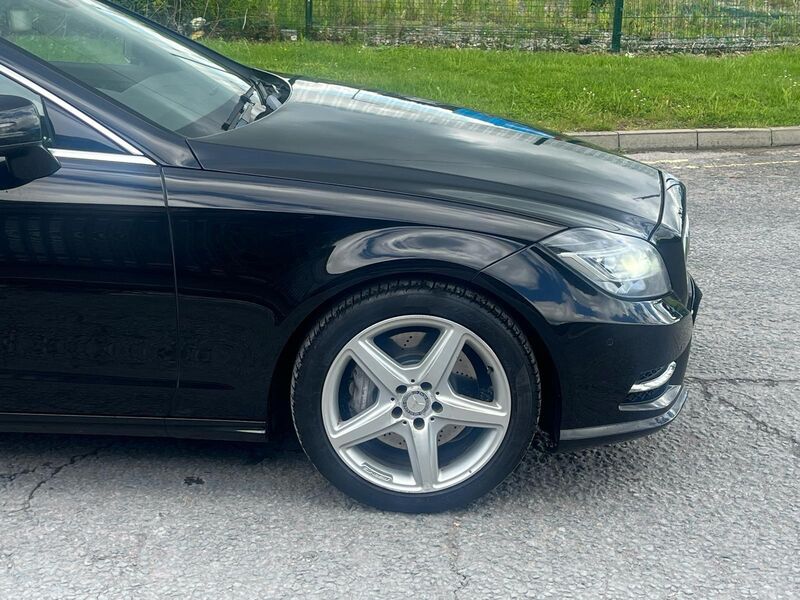 MERCEDES-BENZ CLS