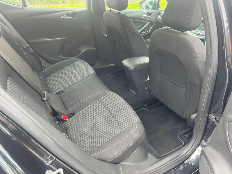 VAUXHALL ASTRA