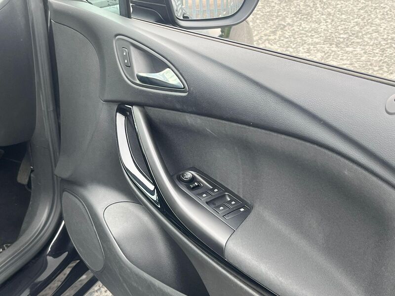 VAUXHALL ASTRA