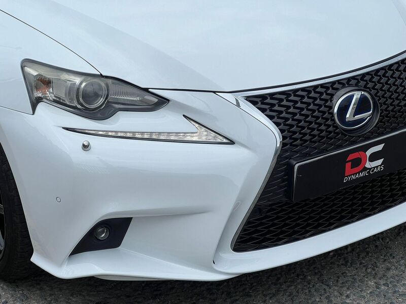 LEXUS IS