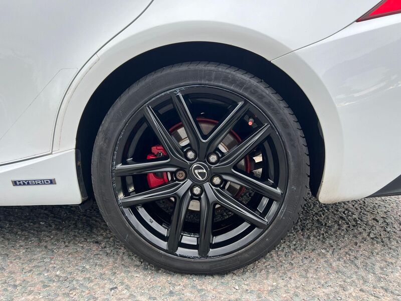 LEXUS IS