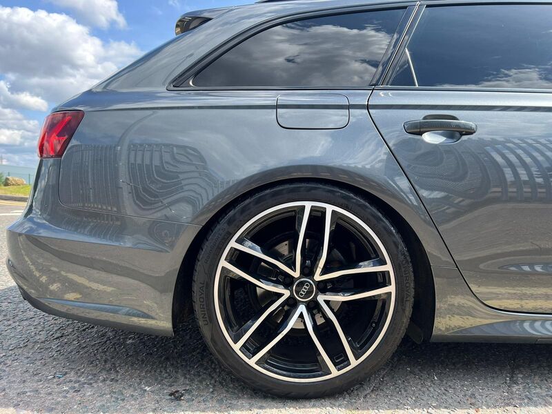 AUDI A6 AVANT