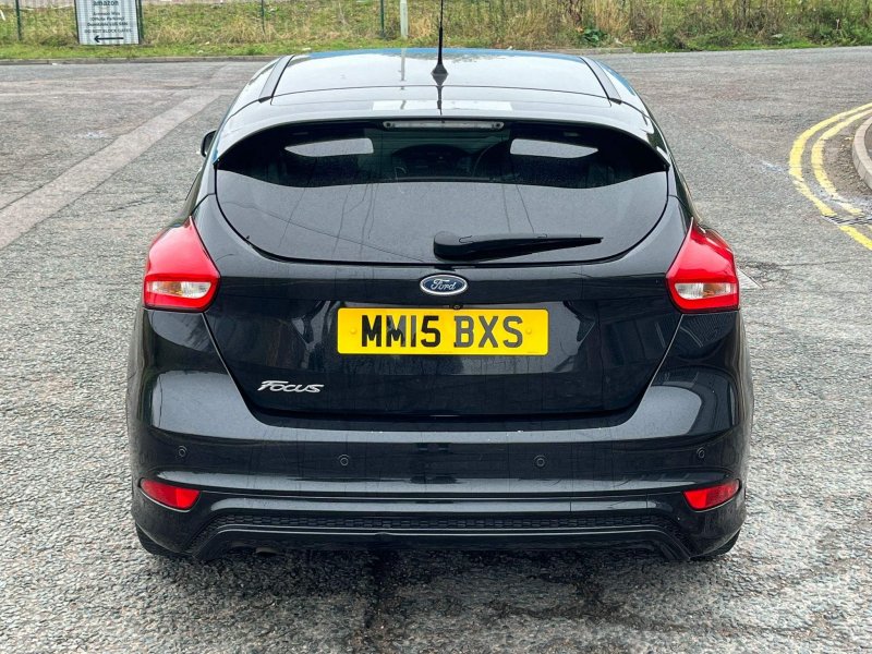 FORD FOCUS
