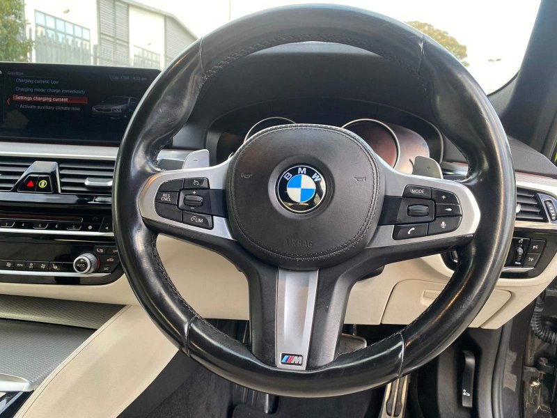 BMW 5 SERIES