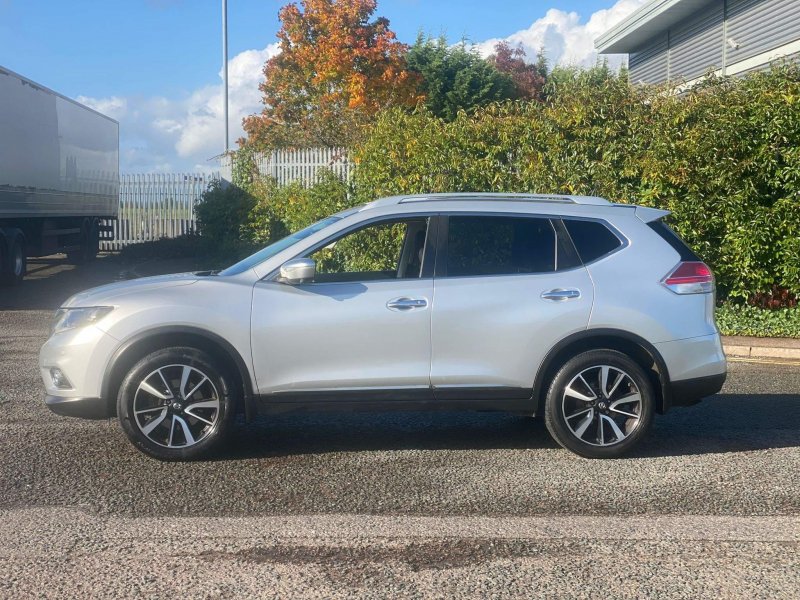 NISSAN X-TRAIL