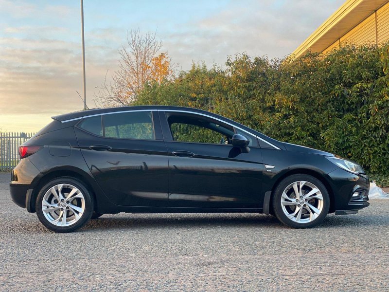 VAUXHALL ASTRA