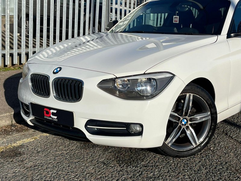 BMW 1 SERIES