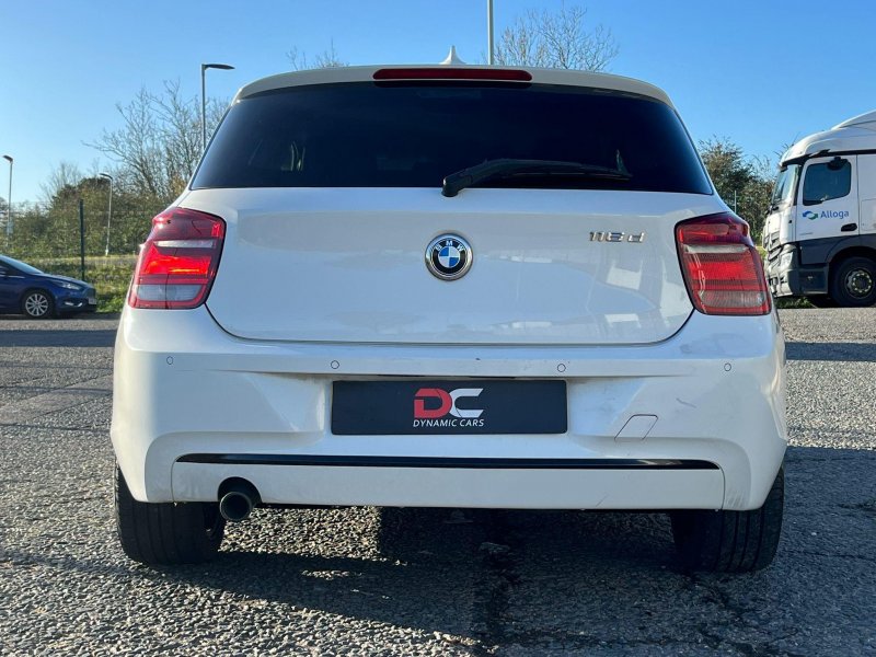 BMW 1 SERIES