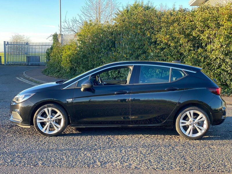 VAUXHALL ASTRA