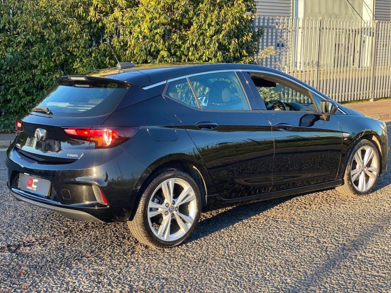 VAUXHALL ASTRA