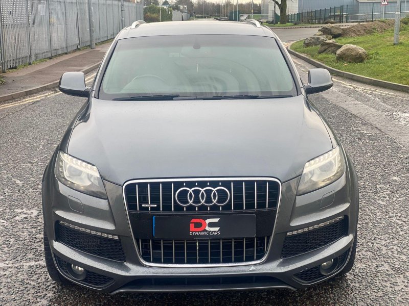AUDI Q7