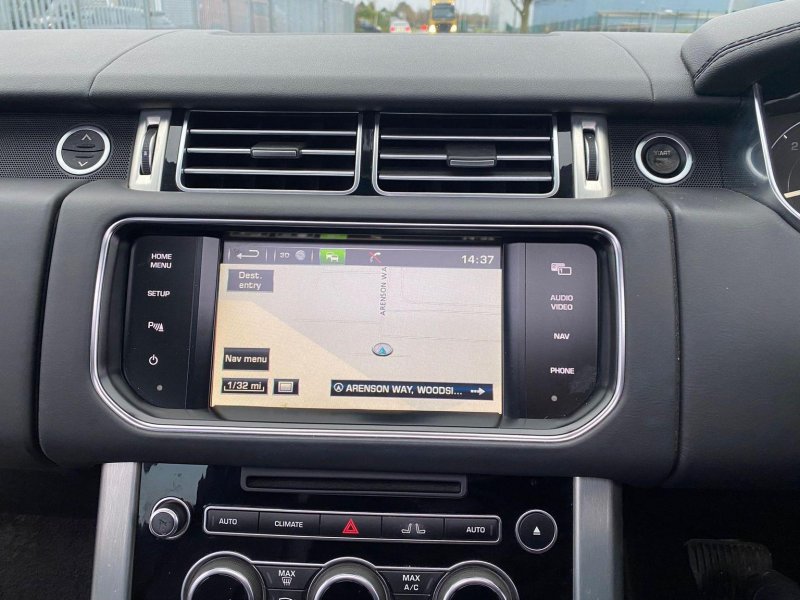 LAND ROVER RANGE ROVER