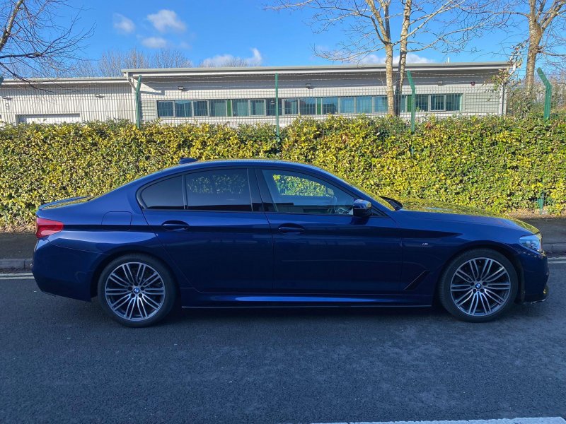 BMW 5 SERIES