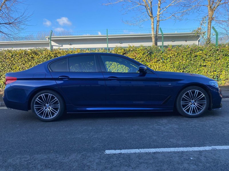 BMW 5 SERIES