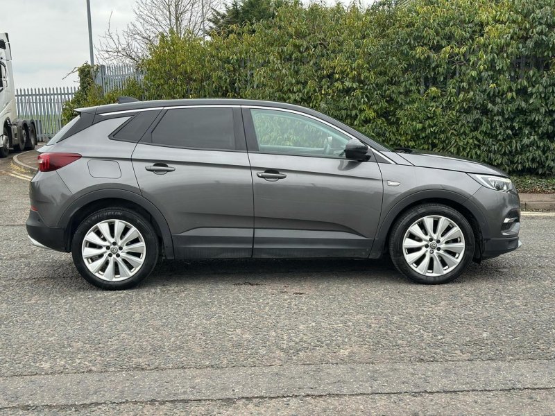 VAUXHALL GRANDLAND X