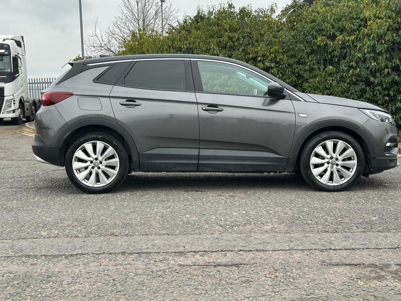 VAUXHALL GRANDLAND X
