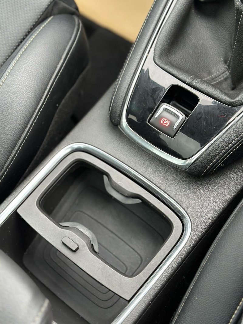 VAUXHALL GRANDLAND X