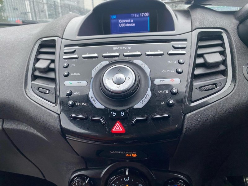FORD FIESTA