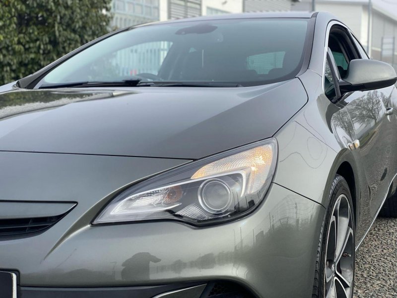 VAUXHALL ASTRA GTC