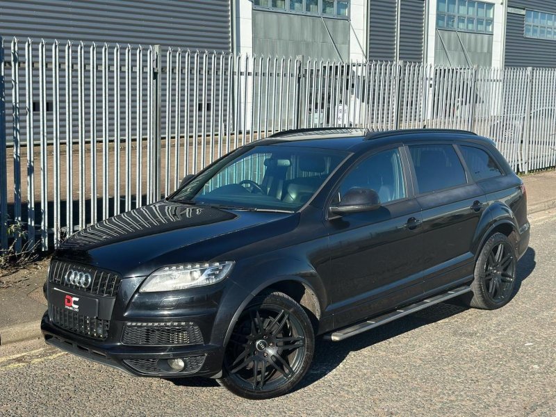 AUDI Q7