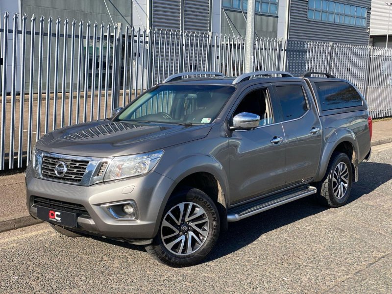 NISSAN NAVARA