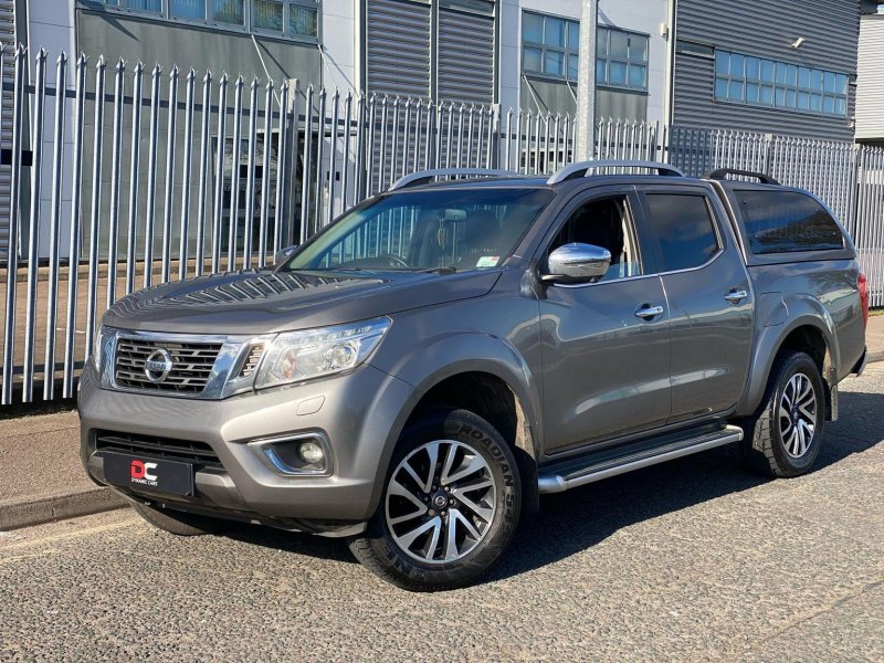 NISSAN NAVARA