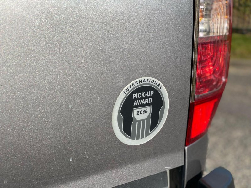 NISSAN NAVARA