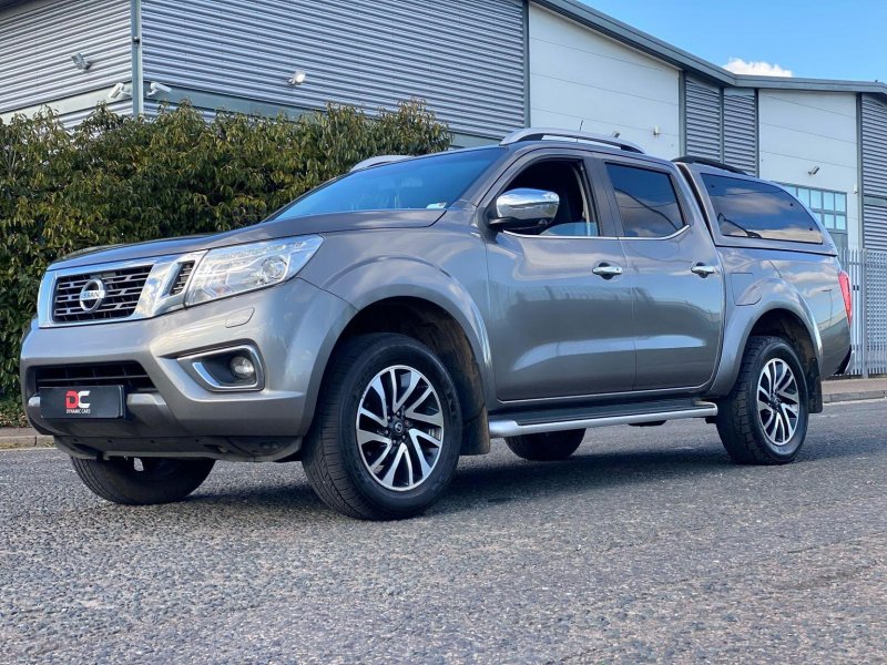 NISSAN NAVARA