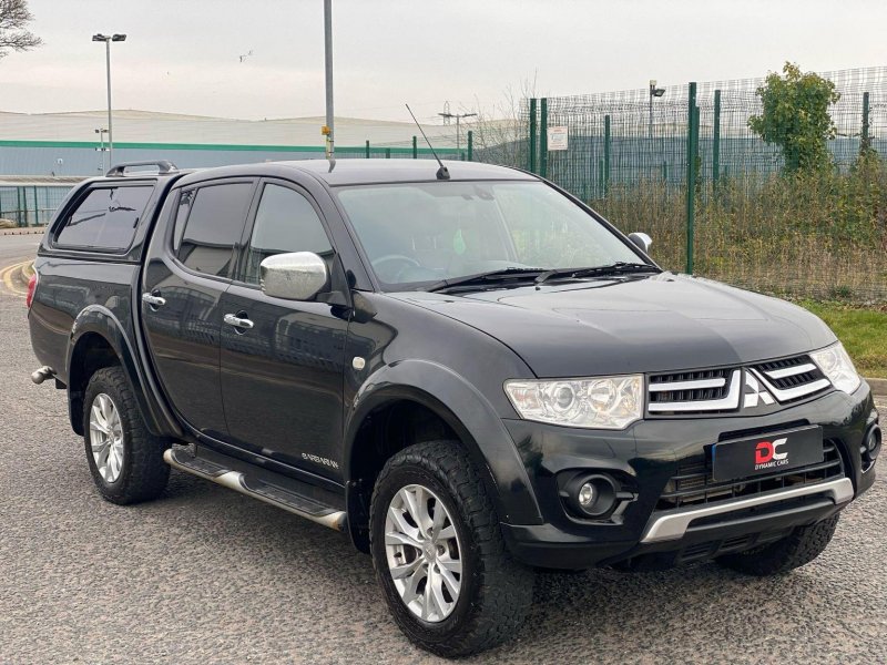 MITSUBISHI L200