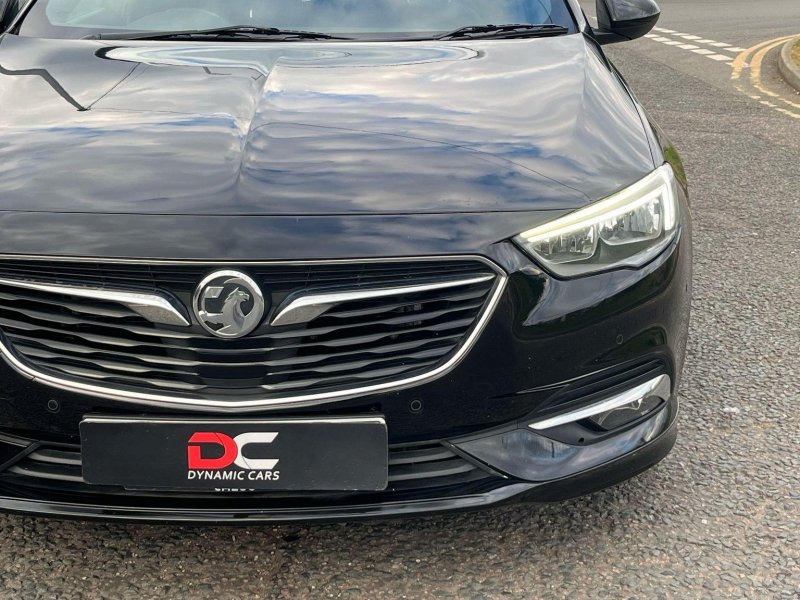 VAUXHALL INSIGNIA