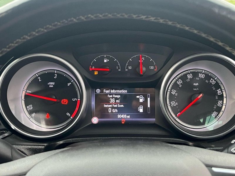 VAUXHALL INSIGNIA