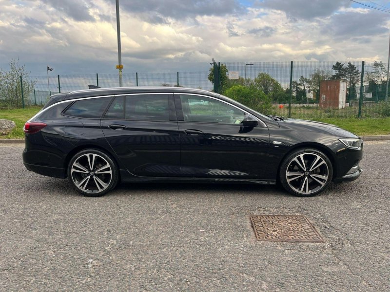 VAUXHALL INSIGNIA