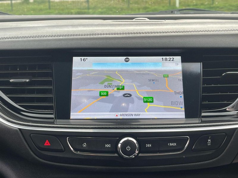 VAUXHALL INSIGNIA