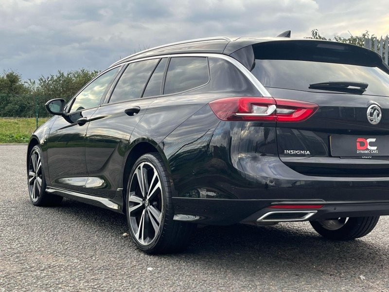 VAUXHALL INSIGNIA